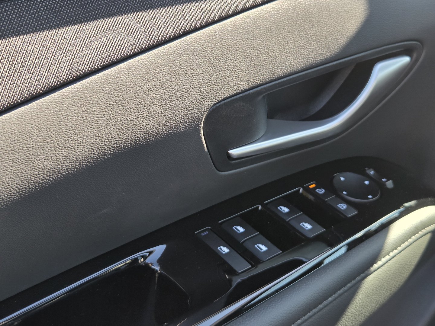 New 2026 Hyundai Tucson Limited AWD/4WD image 30