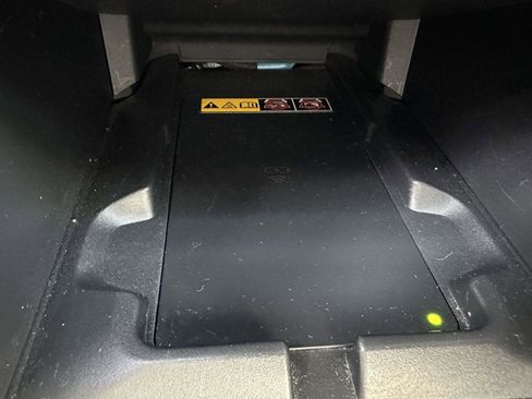 Used 2024 Toyota Corolla Cross SE image 26