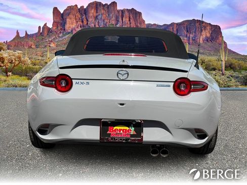 New 2026 MAZDA MX-5 Miata Club w/ Weather Package RWD image 7