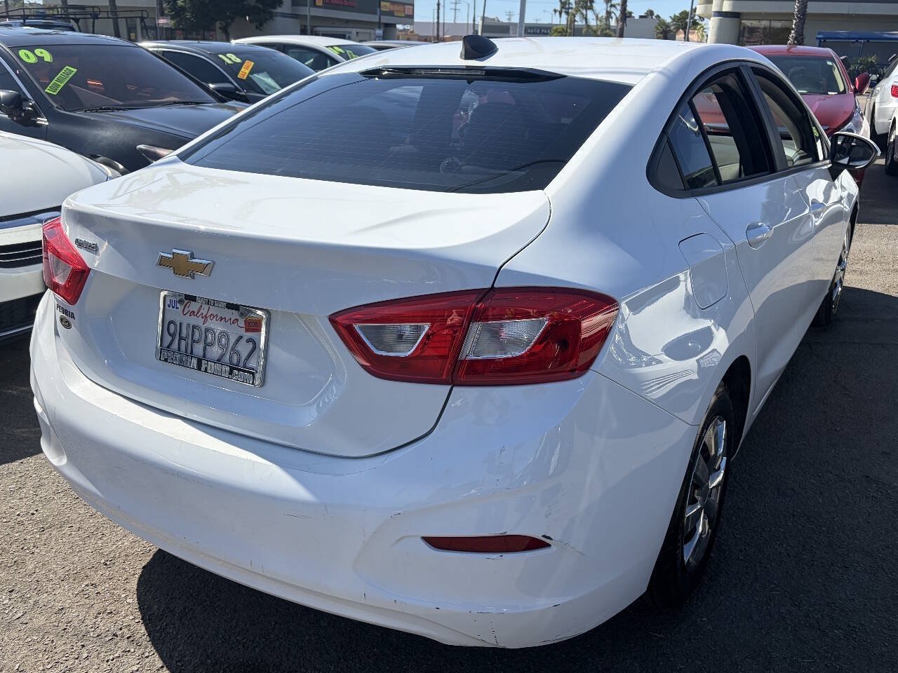 Used 2016 Chevrolet Cruze LS FWD image 5