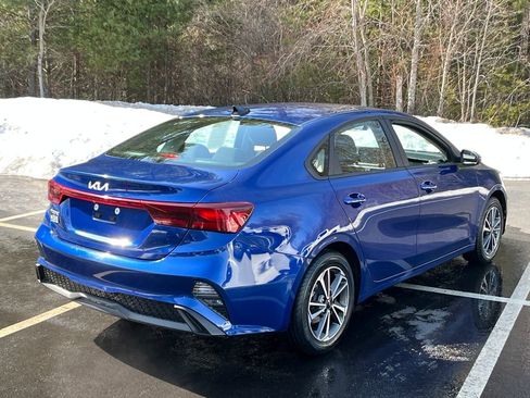 Used 2023 Kia Forte LXS image 5