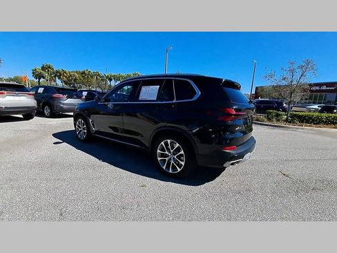 Used 2024 BMW X5 xDrive50e image 41
