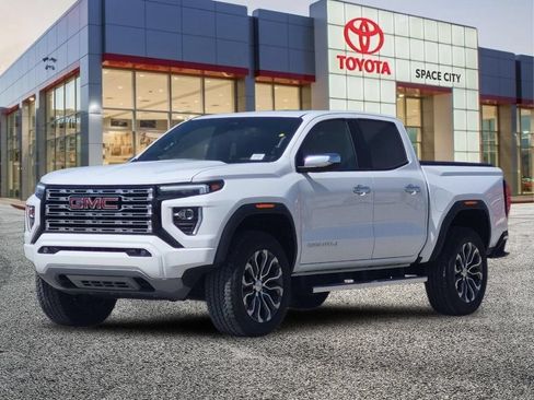 Used 2023 GMC Canyon Denali AWD/4WD image 2