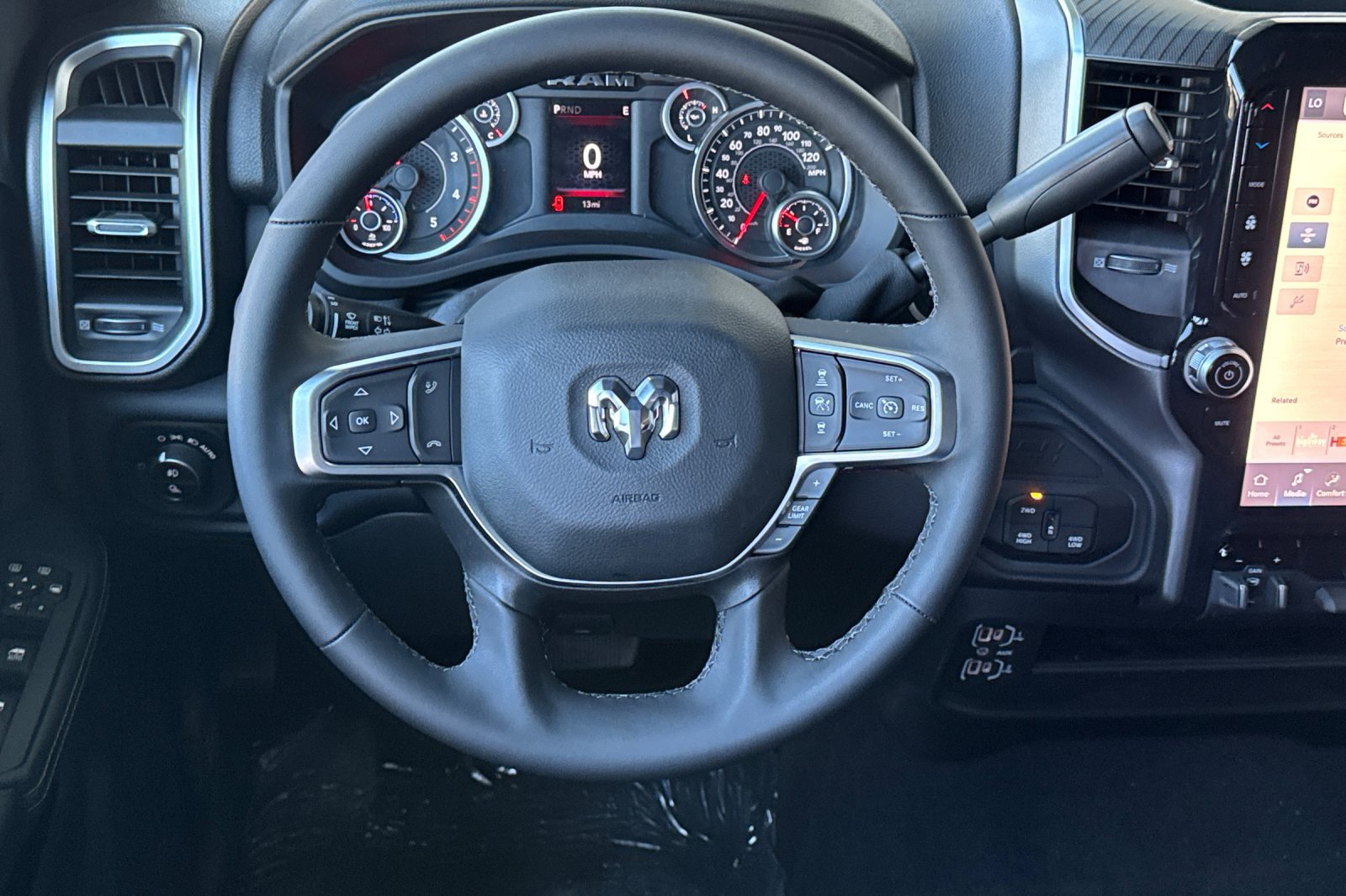 New 2026 RAM 3500 Big Horn AWD/4WD image 13