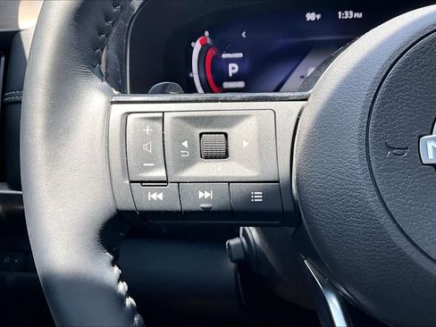 Certified 2023 Nissan Pathfinder Platinum FWD image 24