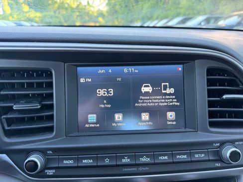 Used 2020 Hyundai Elantra Value Edition w/ Winter Weather Package FWD image 14