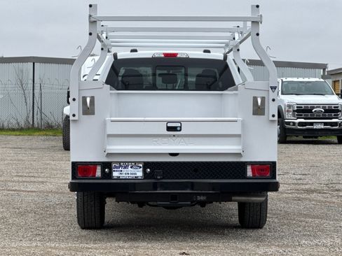New 2025 Ford F350 XL w/ XL Chrome Package image 5
