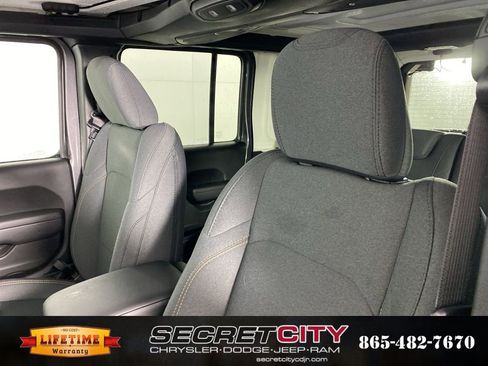 New 2026 Jeep Wrangler Unlimited Sport image 10