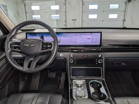 Used 2025 Genesis GV80 2.5T Standard AWD/4WD image 5