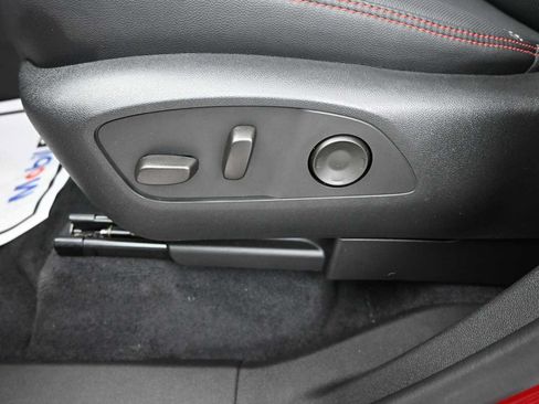 Used 2024 Chevrolet Traverse RS w/ LPO, Floor Liner Package AWD/4WD image 23