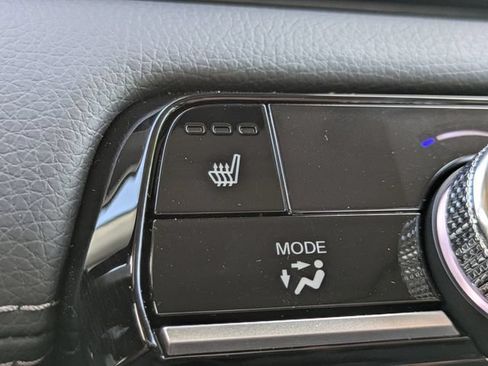 New 2026 Honda Pilot Touring image 21