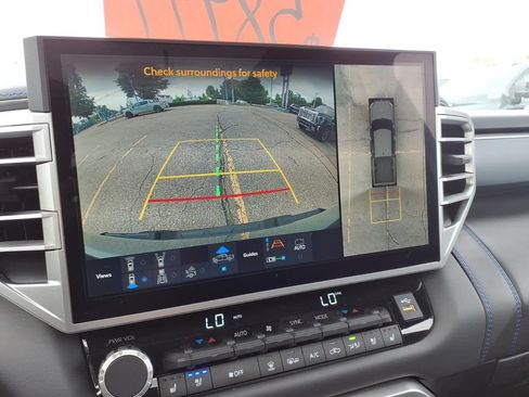 Used 2025 Toyota Tundra Platinum AWD/4WD image 19
