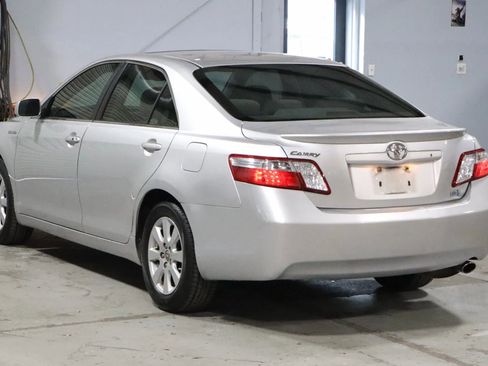Used 2009 Toyota Camry Hybrid Sedan 4D image 7