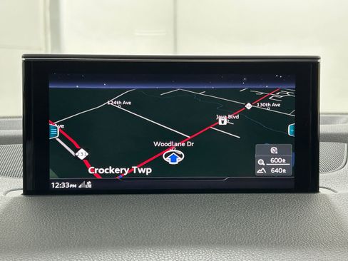 Used 2019 Audi Q7 3.0T Premium image 8