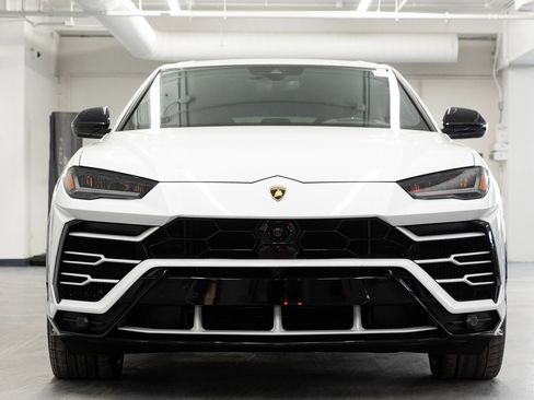 Used 2021 Lamborghini Urus image 5