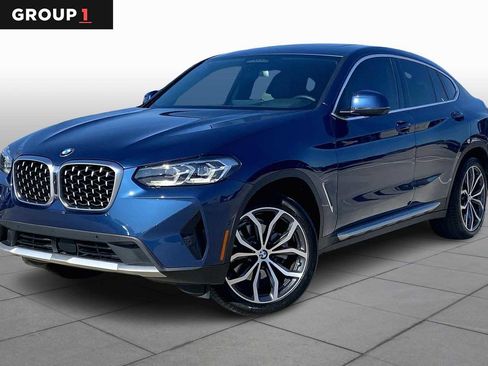 Used 2024 BMW X4 xDrive30i w/ Premium Package image 1