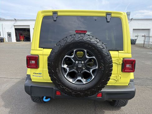 Used 2023 Jeep Wrangler Unlimited Rubicon 4xe w/ Dual Top Group AWD/4WD image 6