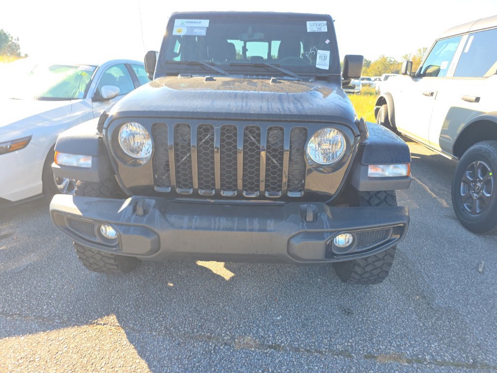 Used 2023 Jeep Gladiator Sport AWD/4WD image 6