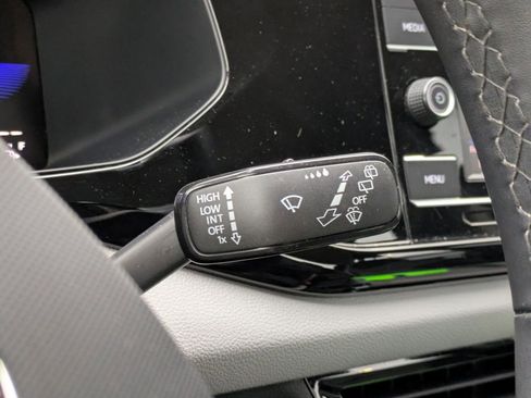 Used 2024 Volkswagen Taos S image 20