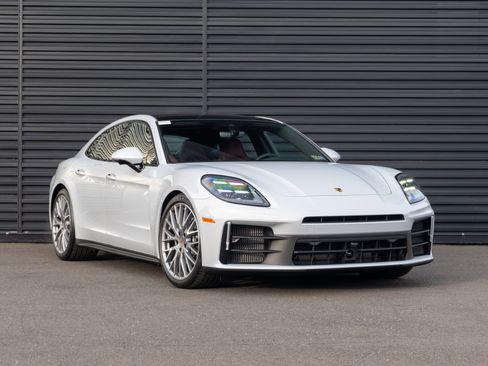 New 2026 Porsche Panamera 4 image 10