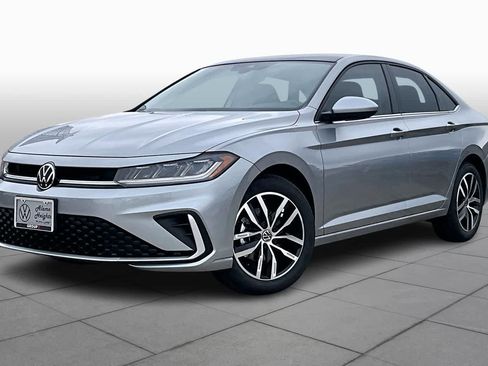 New 2026 Volkswagen Jetta SE image 1