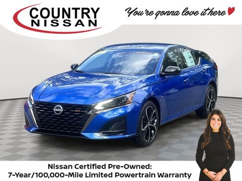 Certified 2025 Nissan Altima 2.5 SR AWD/4WD image 1