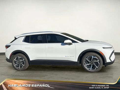 New 2026 Chevrolet Equinox EV LT image 4