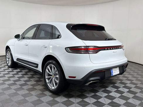Used 2026 Porsche Macan AWD/4WD image 3