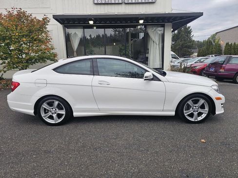Used 2014 Mercedes-Benz C 250 Coupe image 6