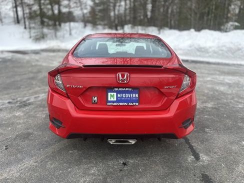 Used 2019 Honda Civic Sport image 7
