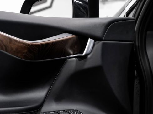 Used 2018 Tesla Model X P100D image 42