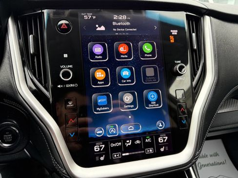 Used 2022 Subaru Outback Premium image 20