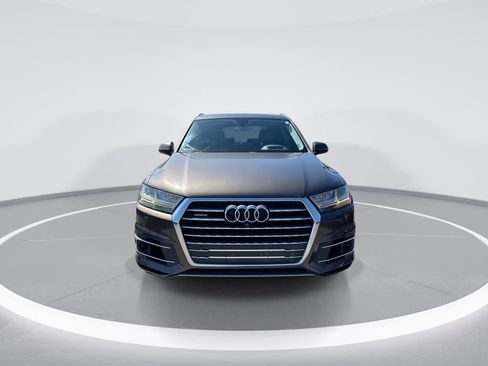 Used 2017 Audi Q7 3.0T Prestige image 3