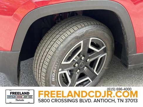 New 2026 Jeep Cherokee Laredo image 10