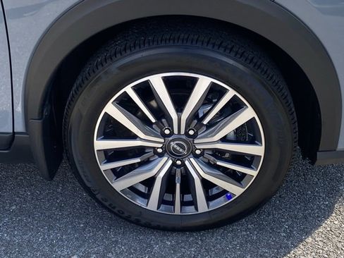 Certified 2024 Nissan Kicks SV w/ Interior Electronics Package image 11