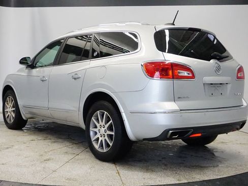 Used 2017 Buick Enclave Leather image 3
