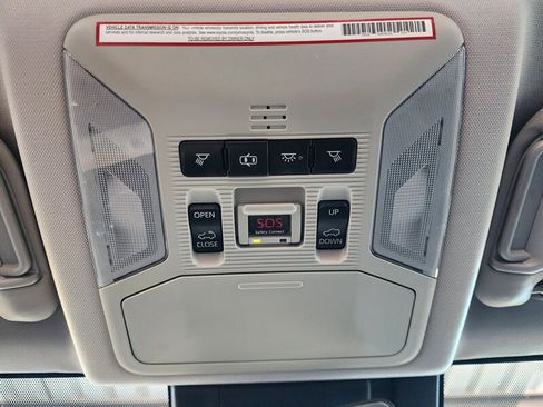 Used 2019 Toyota RAV4 Limited w/ Cold Weather Package FWD image 61