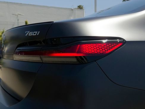 New 2026 BMW 760i xDrive AWD/4WD image 5