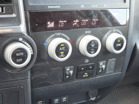 Used 2020 Toyota Sequoia TRD Pro AWD/4WD image 25