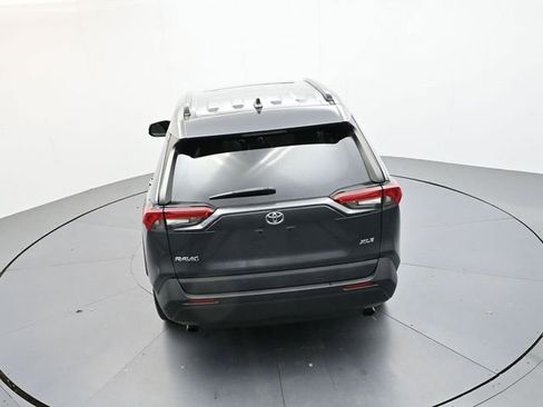 Used 2020 Toyota RAV4 XLE Premium image 24
