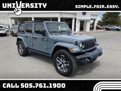 Used 2024 Jeep Wrangler Unlimited w/ Technology Group