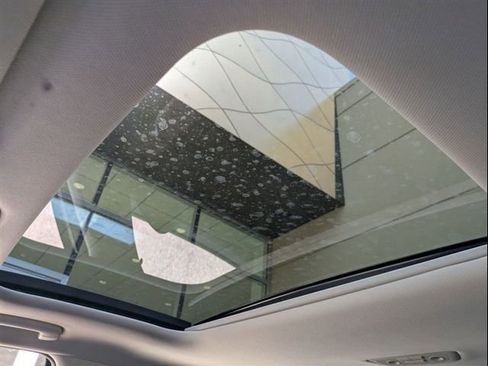 New 2026 Genesis G70 2.5T Prestige image 9