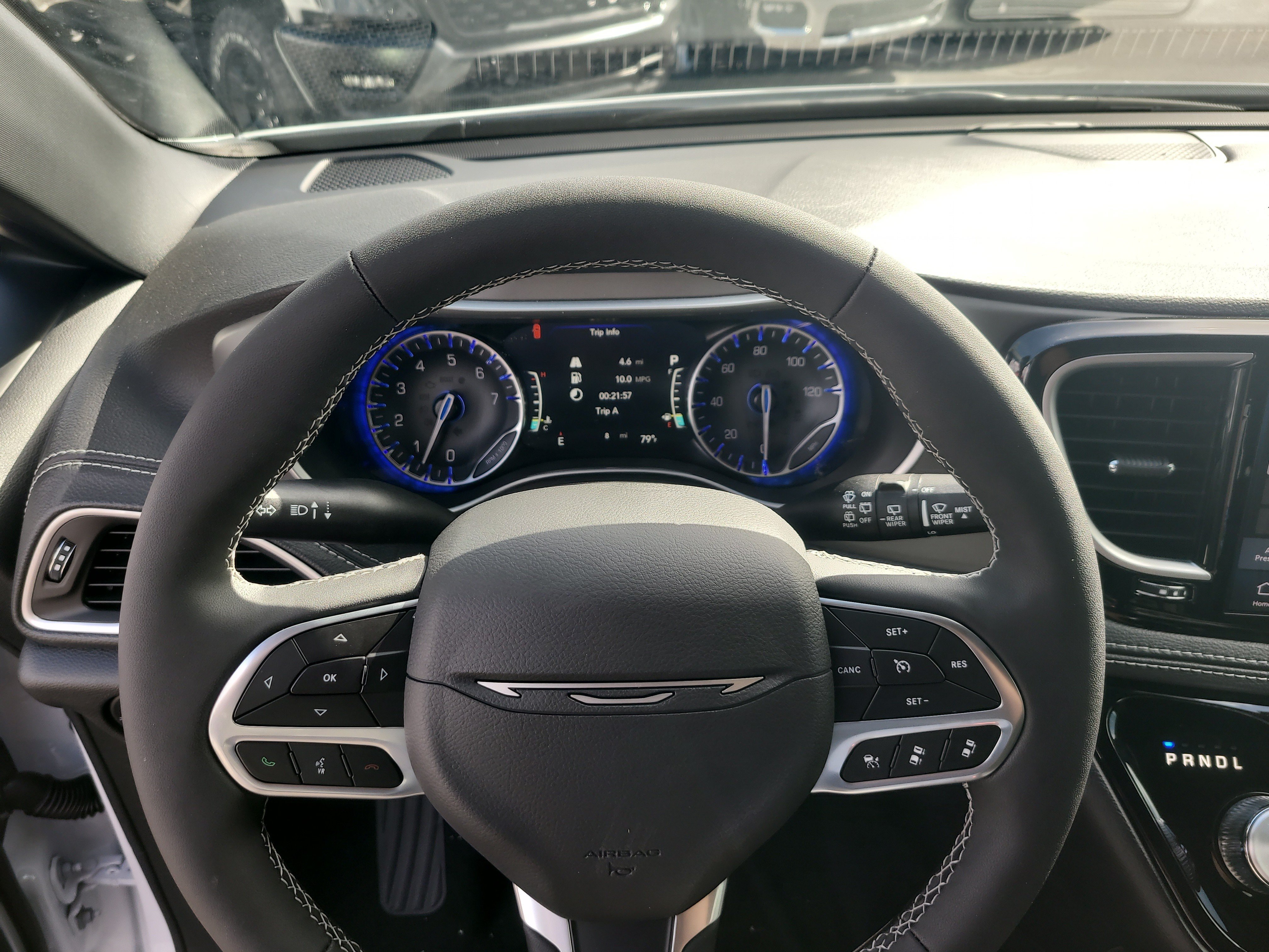 New 2027 Chrysler Pacifica Select FWD image 22