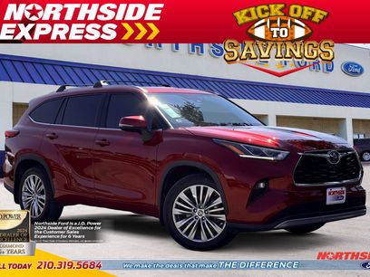 Used 2022 Toyota Highlander Platinum