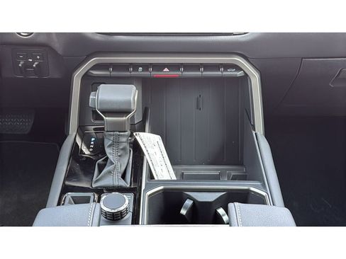 New 2026 Toyota Tundra Limited AWD/4WD image 25