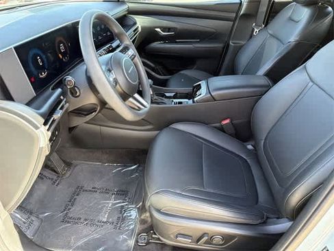 Certified 2025 Hyundai Santa Cruz SEL image 13