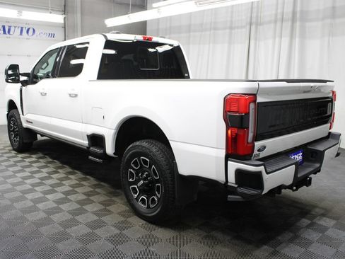 Used 2025 Ford F250 Platinum AWD/4WD image 7