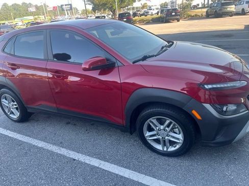 Used 2022 Hyundai Kona SE AWD/4WD image 13