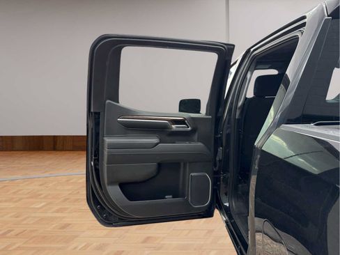 Used 2023 GMC Sierra 1500 Elevation RWD image 11