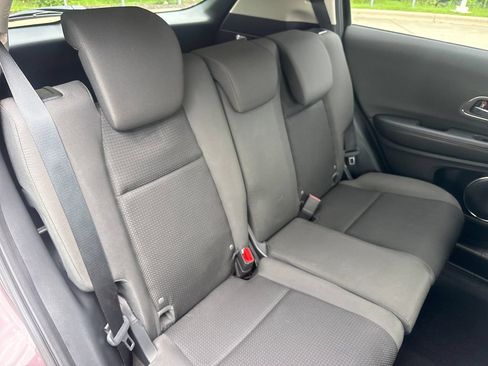 Used 2022 Honda HR-V EX image 34